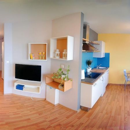 Tahiti Apartment Wroclaw Ngoại thất bức ảnh