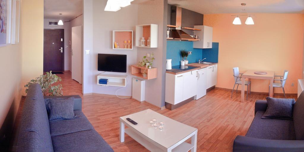 Tahiti Apartment Wroclaw Ngoại thất bức ảnh